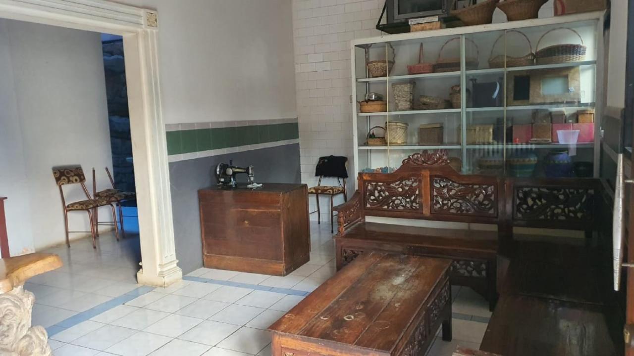 Oyo 90043 Afanda Syariah